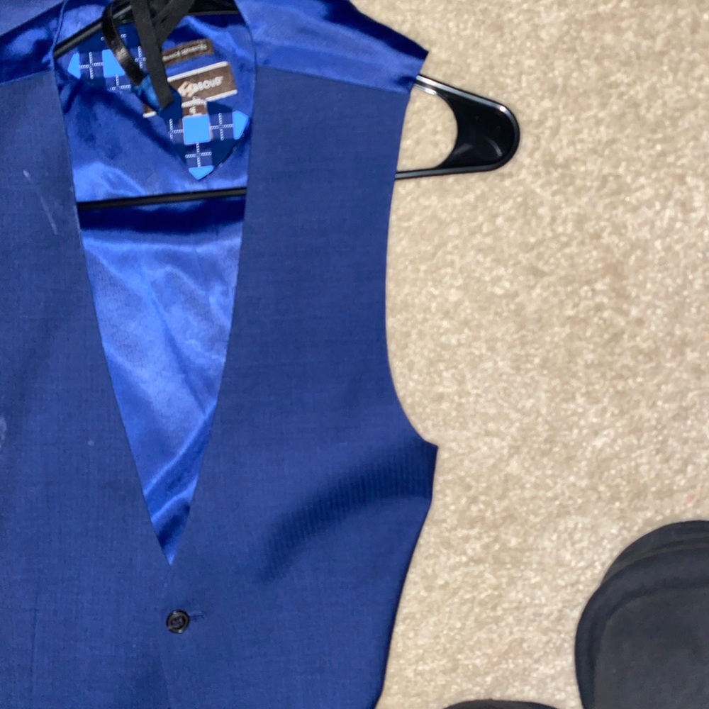 Full on suit - Picture 6 of 6